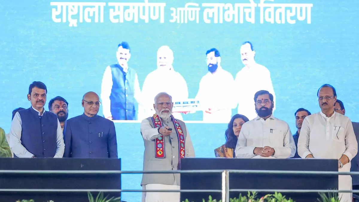 PM Narendra Modi inaugurates projects worth over ₹4,900 crore in Maharashtra