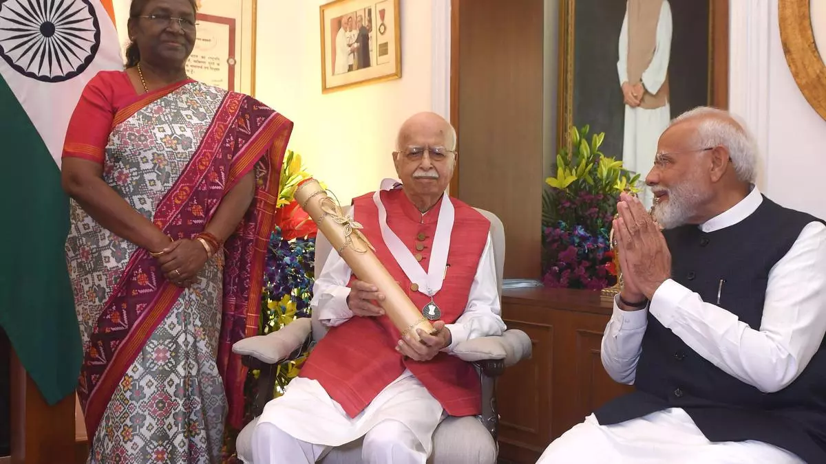 President Murmu confers Bharat Ratna on L K Advani