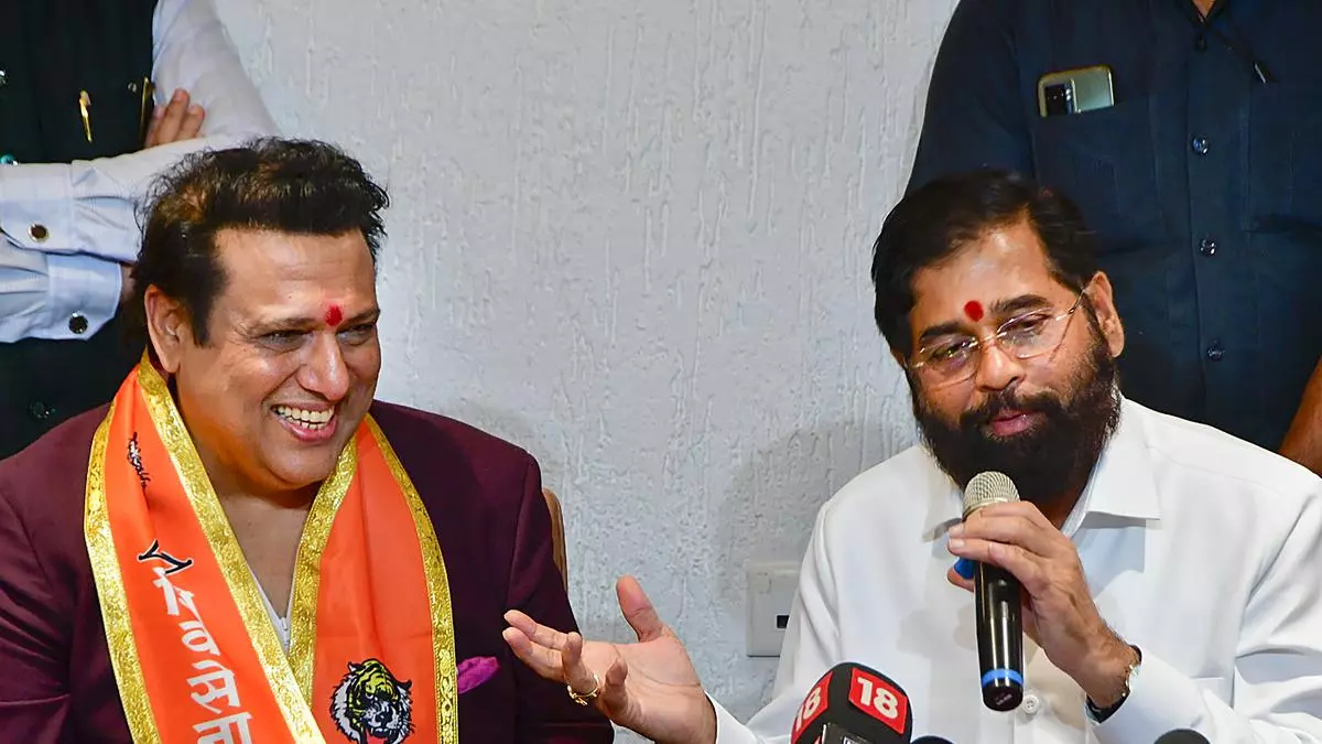 Thackeray-Sena mocks rival, BJP on Govinda induction